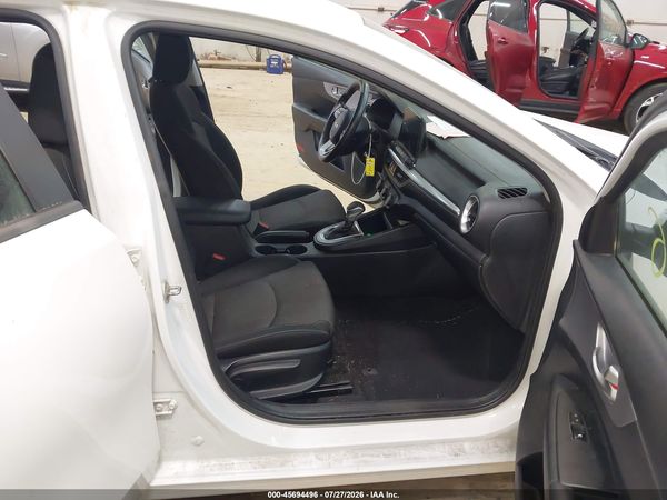2022 KIA FORTE LXS