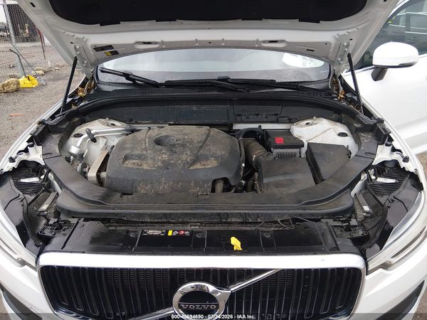 2020 VOLVO XC60 T6 MOMENTUM