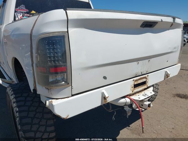 2019 RAM 1500 CLASSIC TRADESMAN  4X4 6'4 BOX