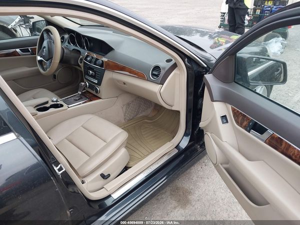 2012 MERCEDES-BENZ C 250 SPORT