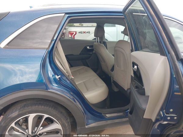 2017 KIA NIRO TOURING