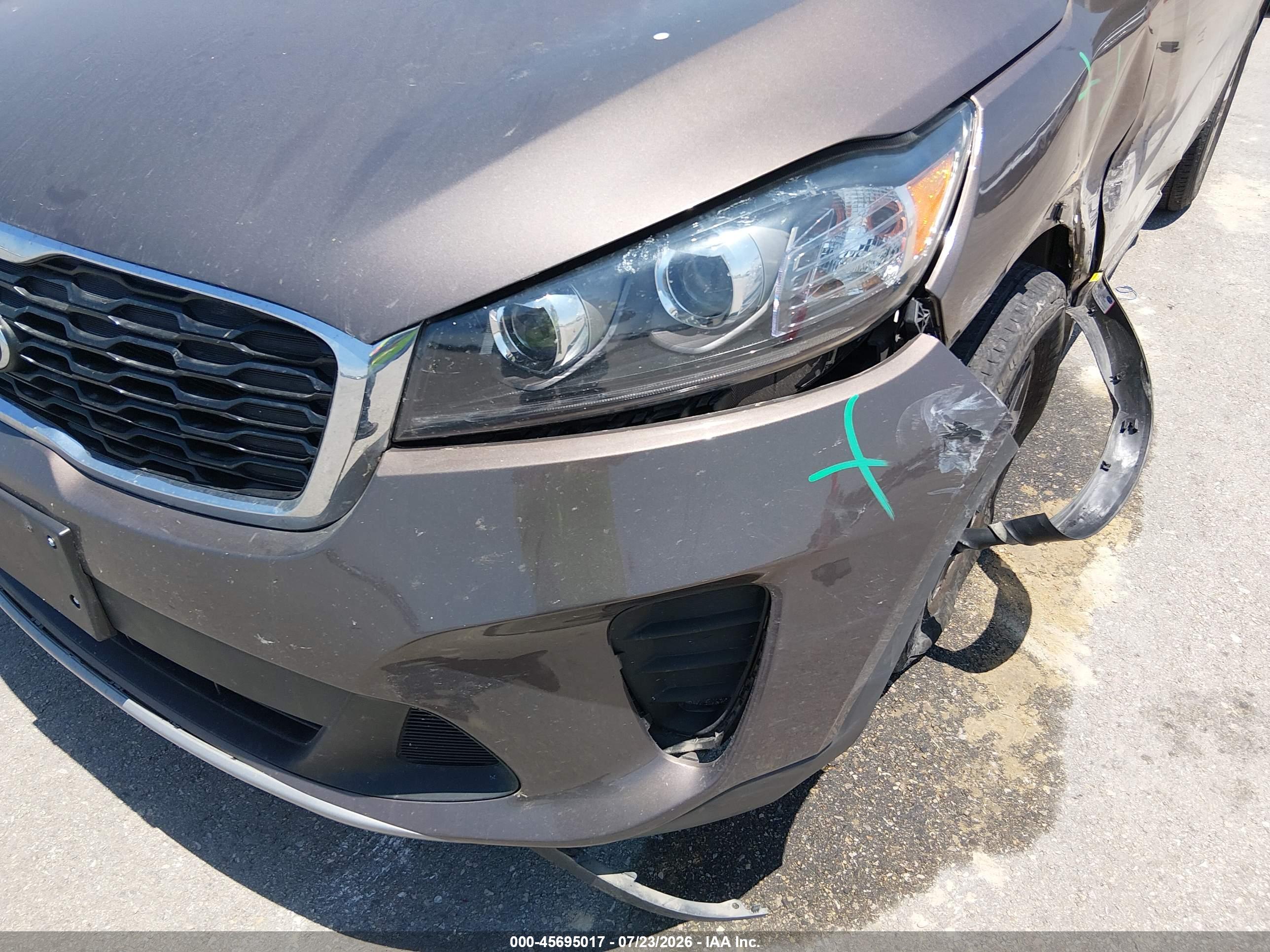 2019 KIA SORENTO 2.4L LX