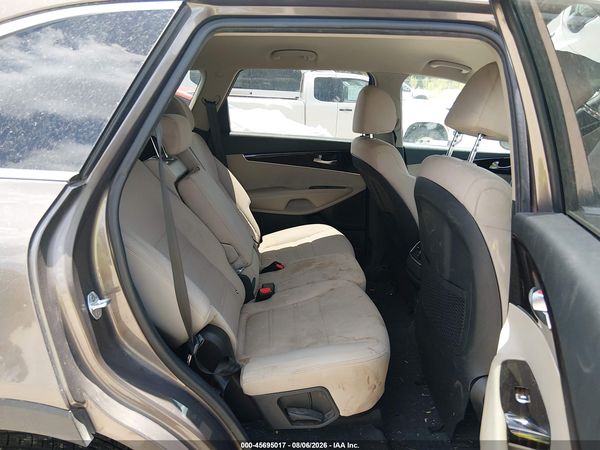 2019 KIA SORENTO 2.4L LX