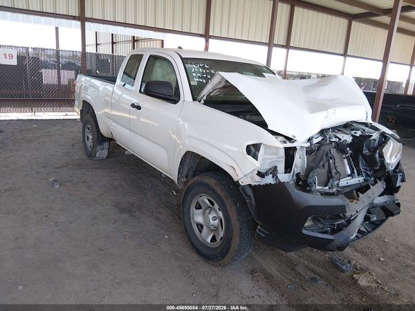 2016 TOYOTA TACOMA SR