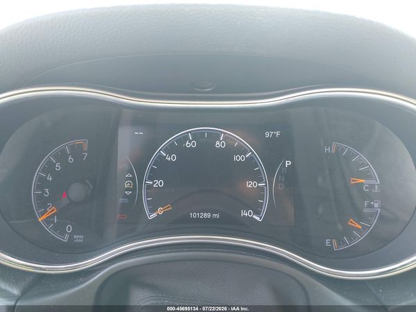 2021 JEEP GRAND CHEROKEE LAREDO E 4X4