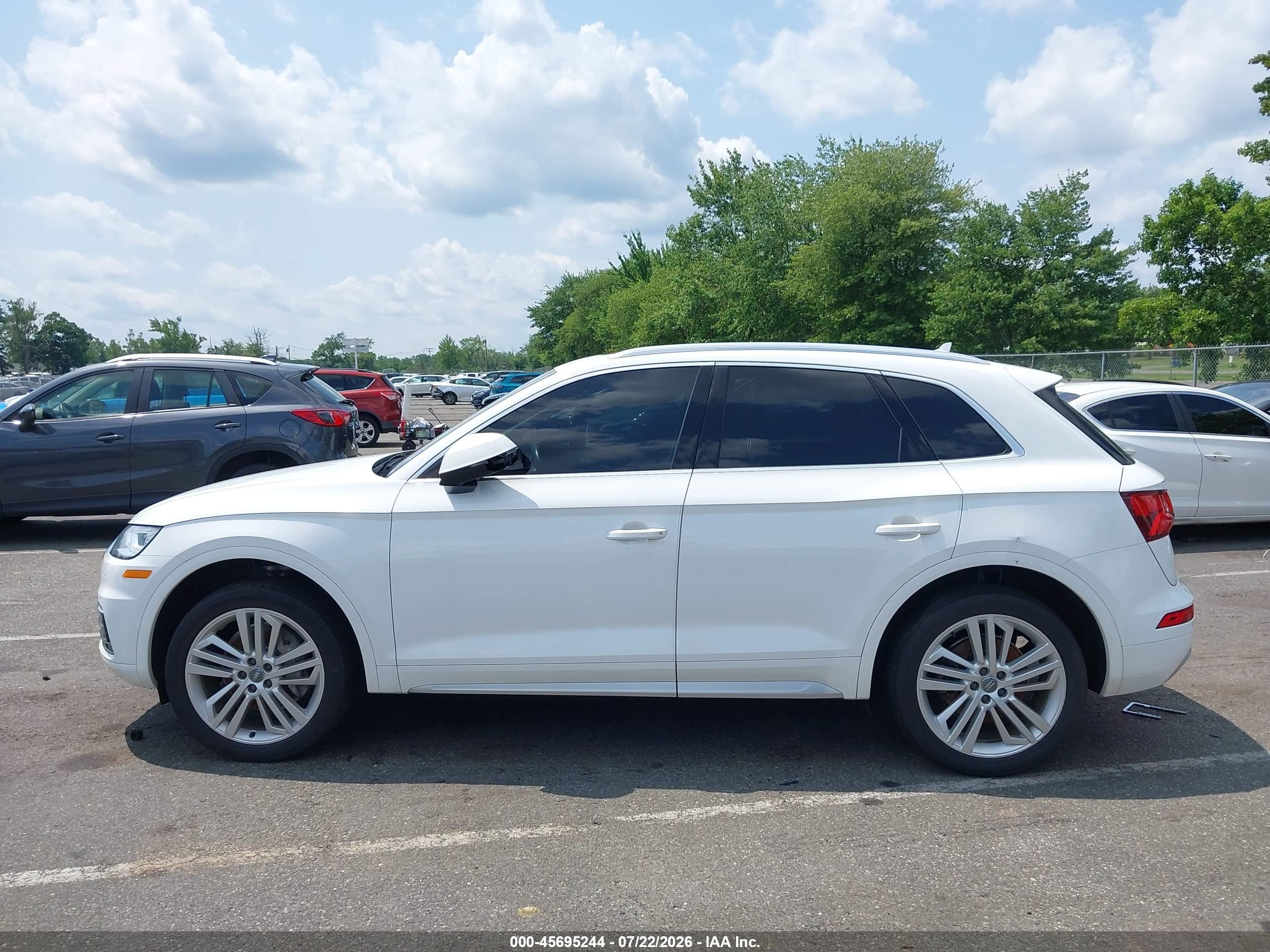 2018 AUDI Q5