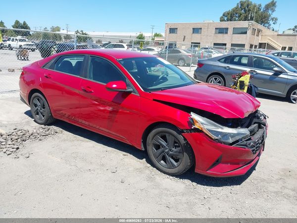 2022 HYUNDAI ELANTRA SEL