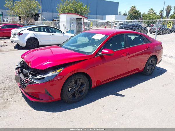 2022 HYUNDAI ELANTRA SEL