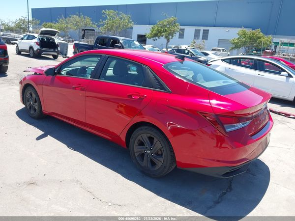 2022 HYUNDAI ELANTRA SEL