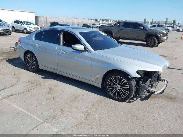 2019 BMW 530I