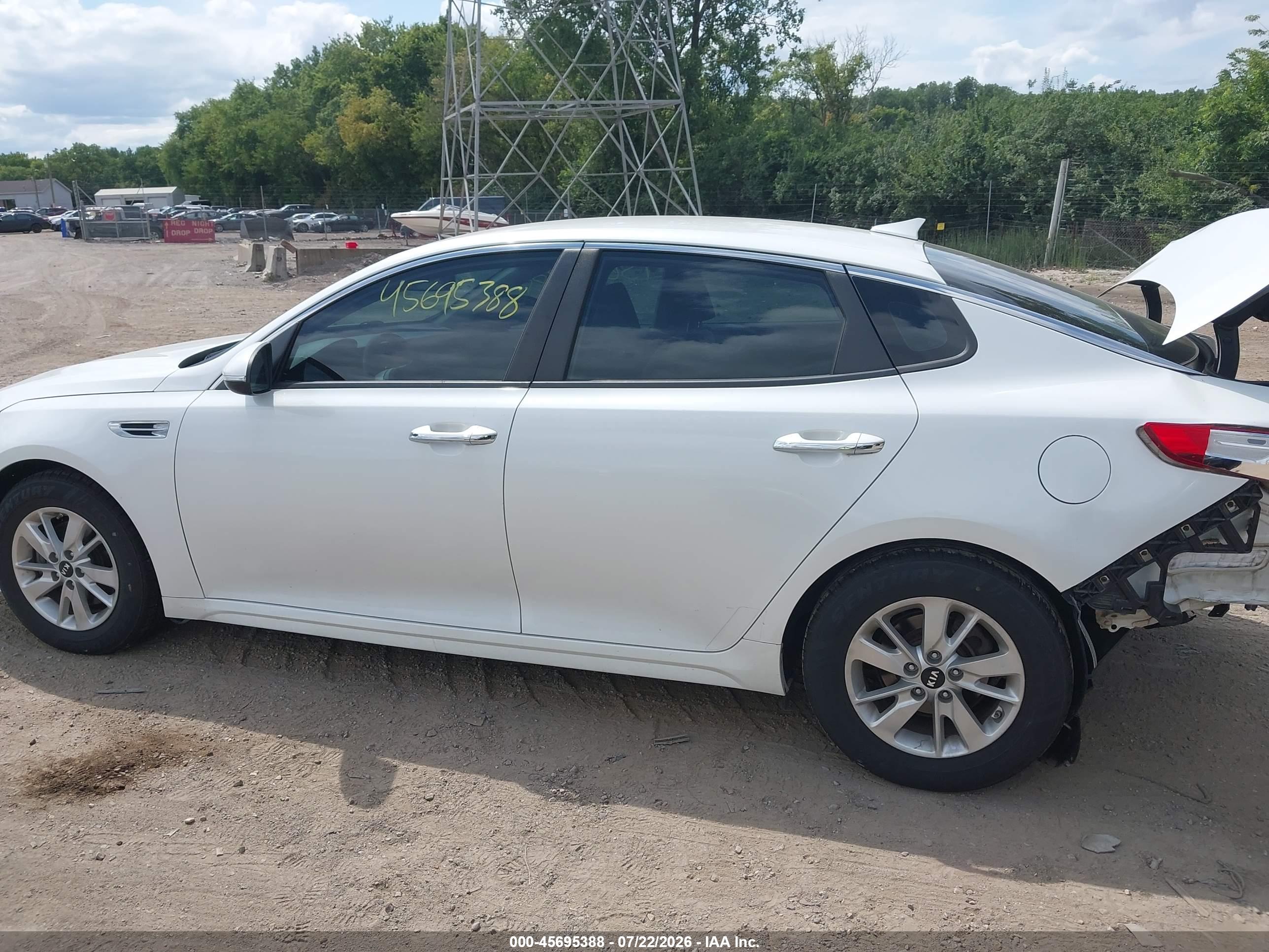 2016 KIA OPTIMA LX
