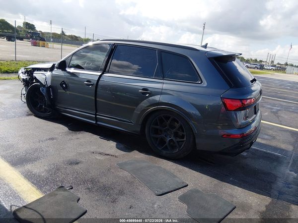 2025 AUDI SQ7