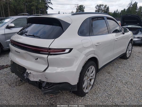2024 PORSCHE CAYENNE