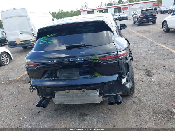 2019 PORSCHE CAYENNE TURBO