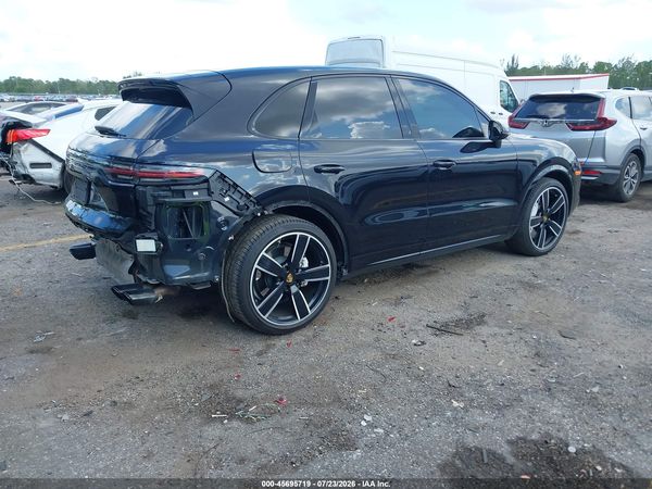 2019 PORSCHE CAYENNE TURBO