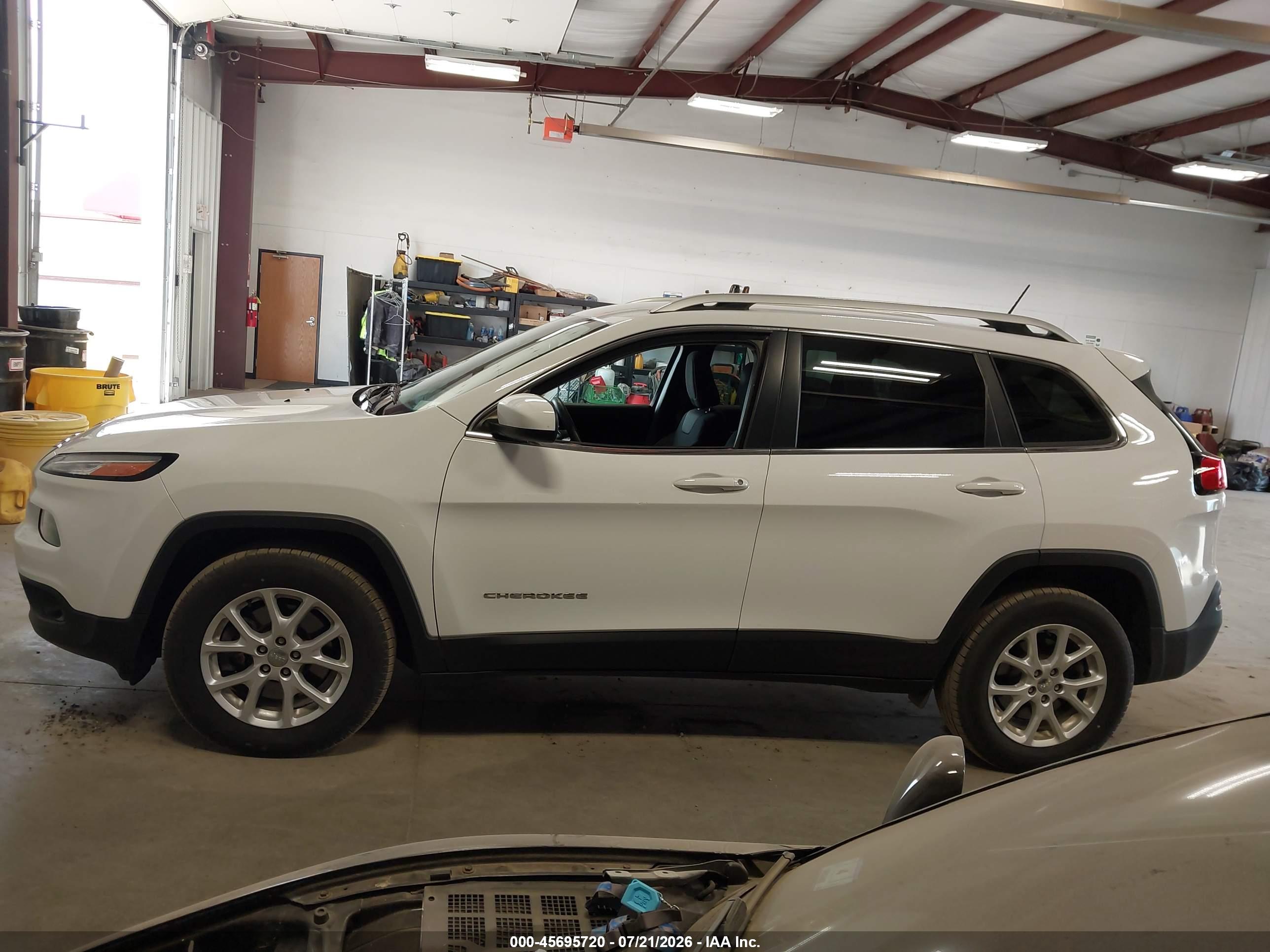 2018 JEEP CHEROKEE LATITUDE 4X4