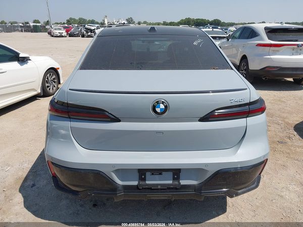 2025 BMW 740I