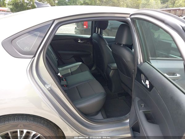 2024 KIA FORTE GT-LINE