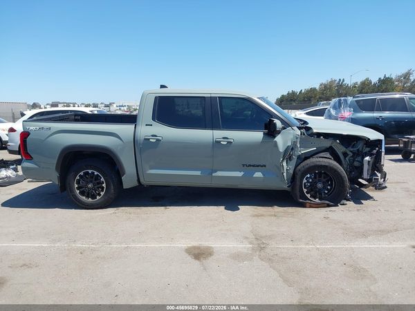 2026 TOYOTA TUNDRA SR5 CREWMAX 5.5' BED