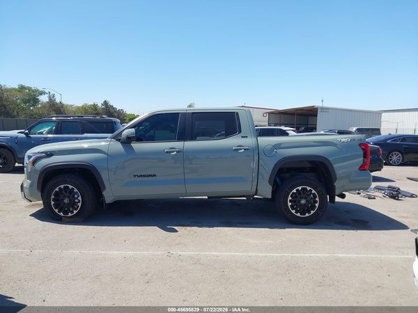 2026 TOYOTA TUNDRA SR5 CREWMAX 5.5' BED