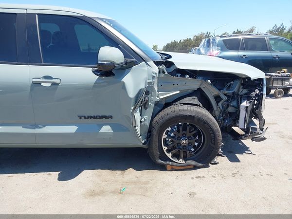 2026 TOYOTA TUNDRA SR5 CREWMAX 5.5' BED