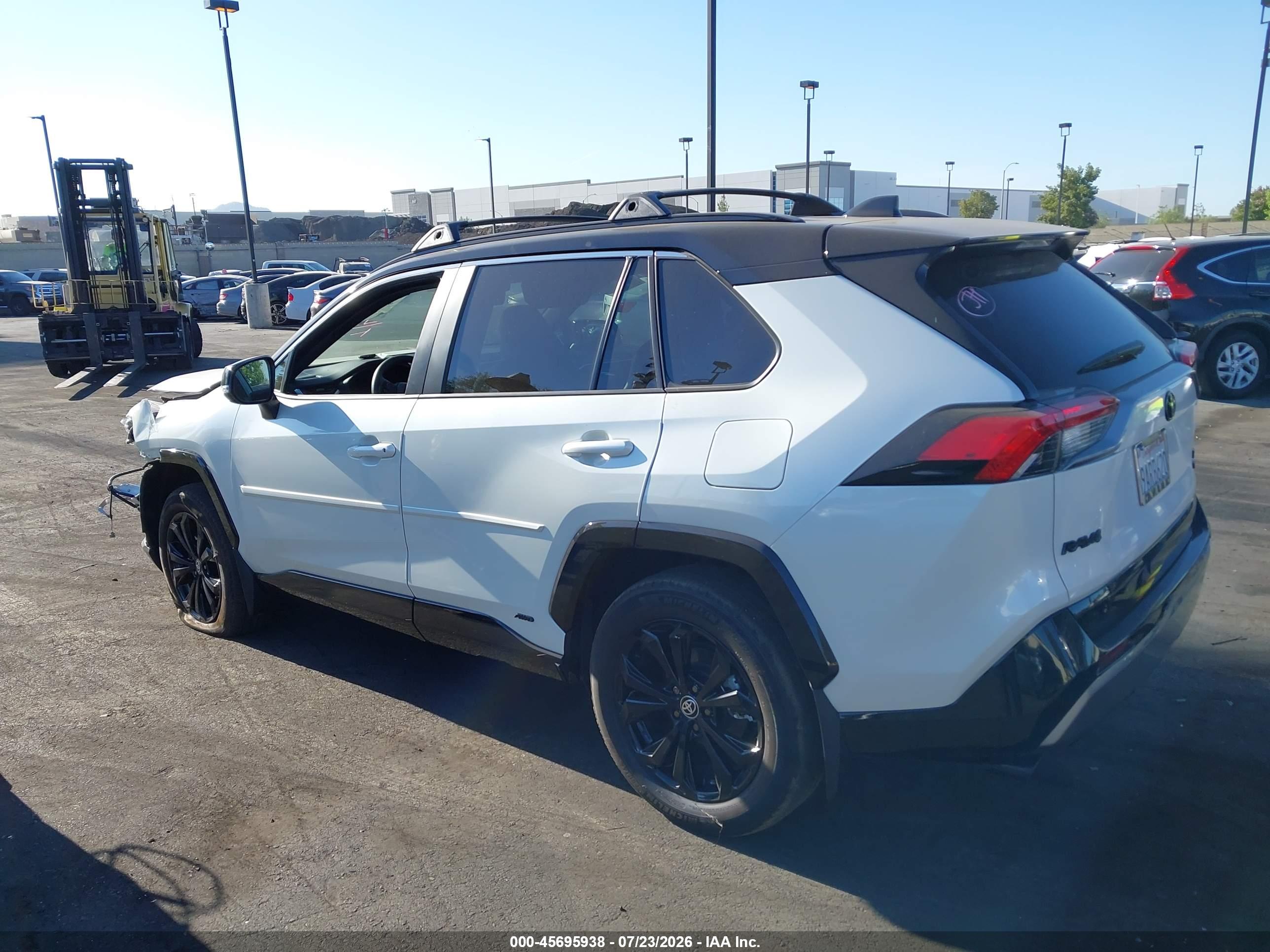 2022 TOYOTA RAV4 HYBRID XSE