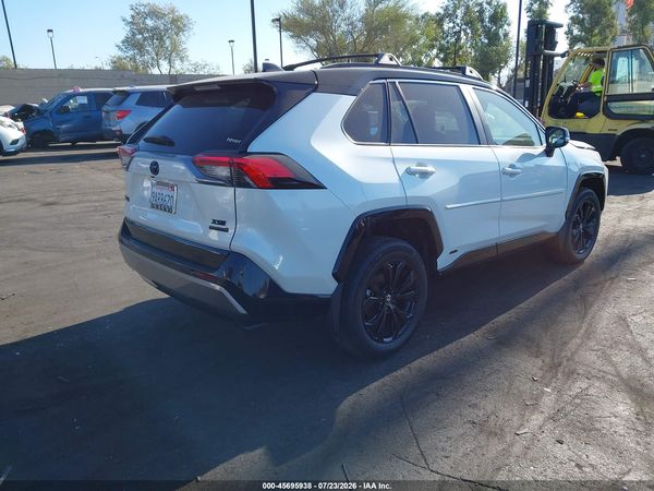 2022 TOYOTA RAV4 HYBRID XSE