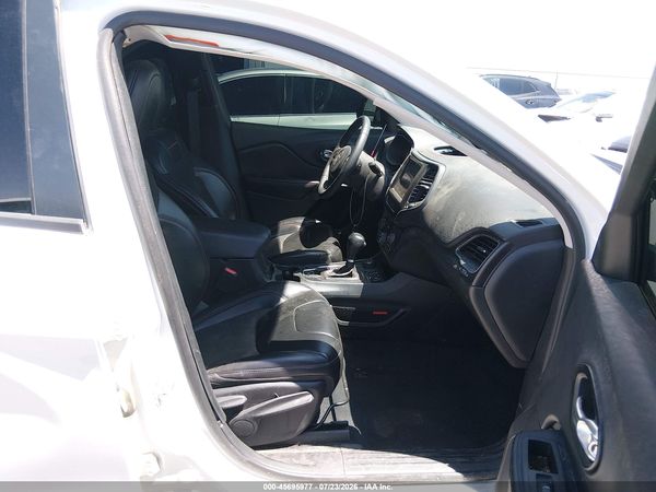 2022 JEEP CHEROKEE TRAILHAWK 4X4