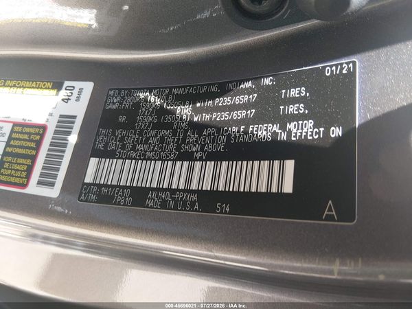 2021 TOYOTA SIENNA XLE — I9