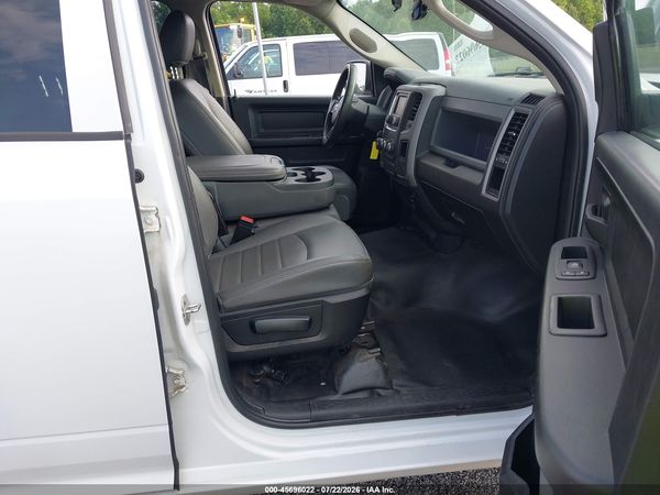 2020 RAM 1500 CLASSIC TRADESMAN  4X4 6'4 BOX