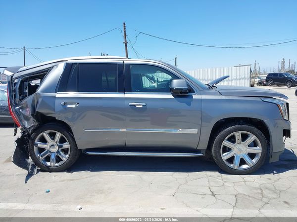 2019 CADILLAC ESCALADE LUXURY