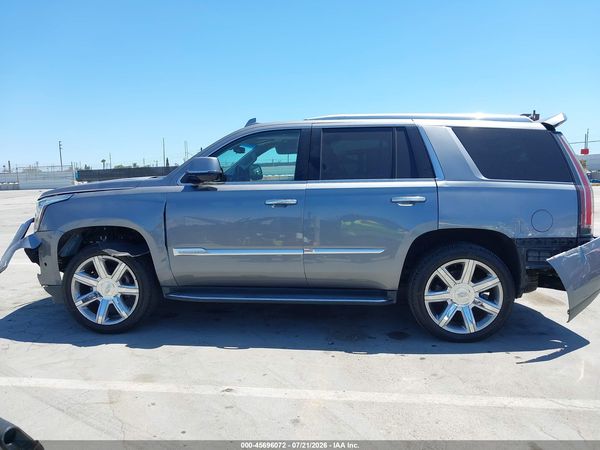 2019 CADILLAC ESCALADE LUXURY