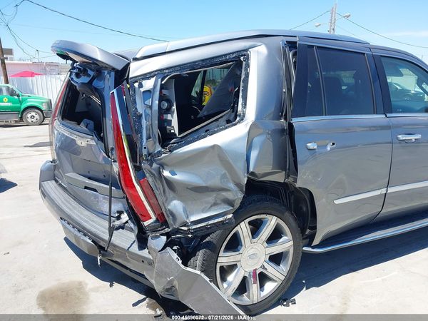 2019 CADILLAC ESCALADE LUXURY