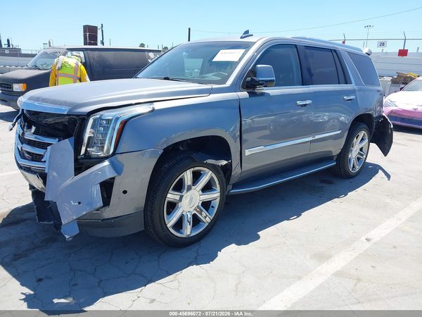 2019 CADILLAC ESCALADE LUXURY