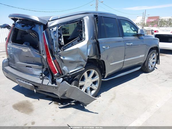 2019 CADILLAC ESCALADE LUXURY