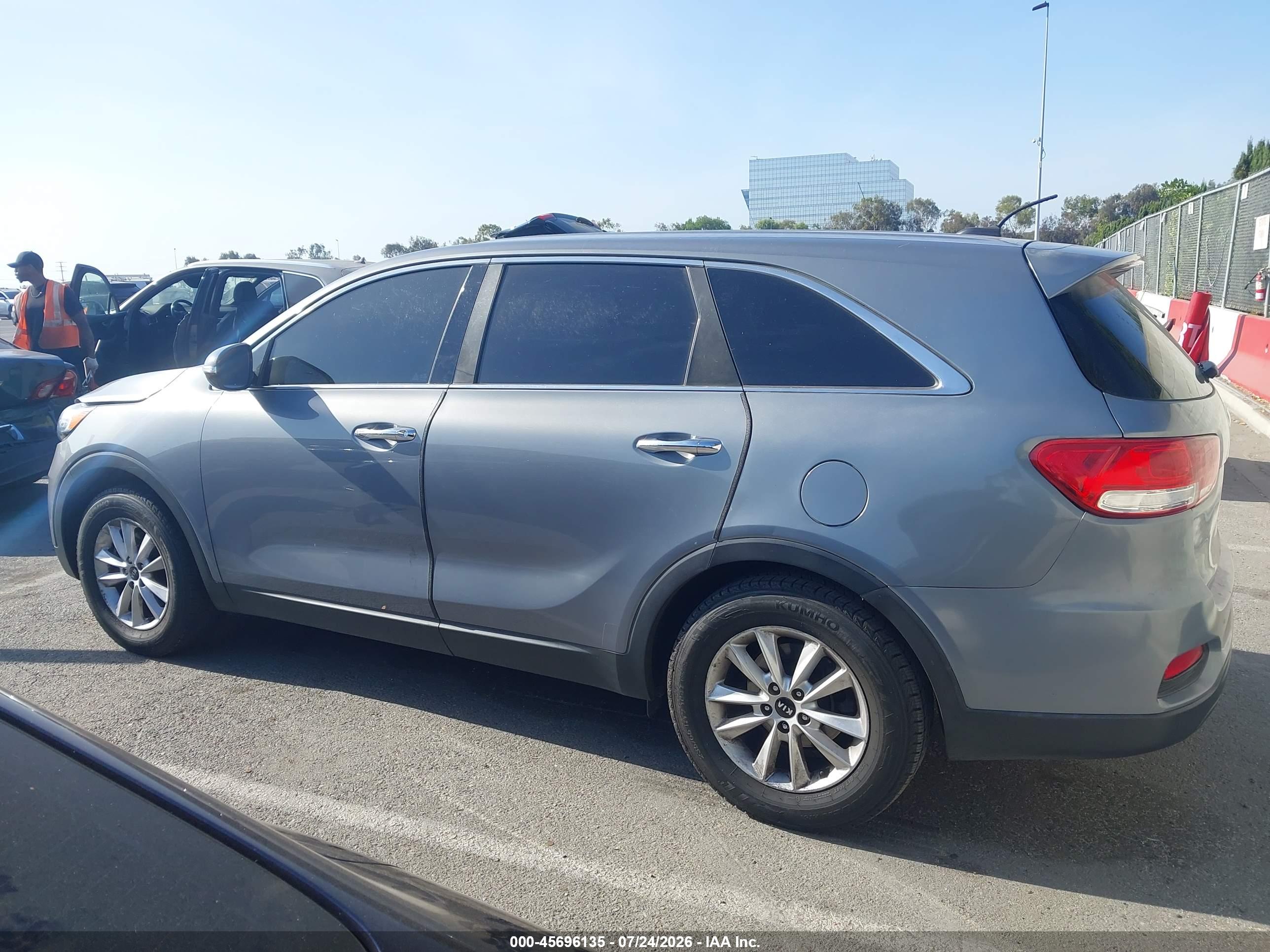 2020 KIA SORENTO 2.4L LX