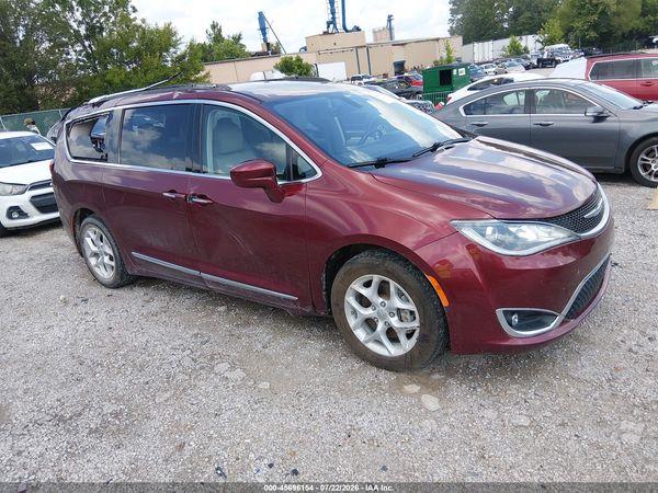 2018 CHRYSLER PACIFICA TOURING L PLUS — I1