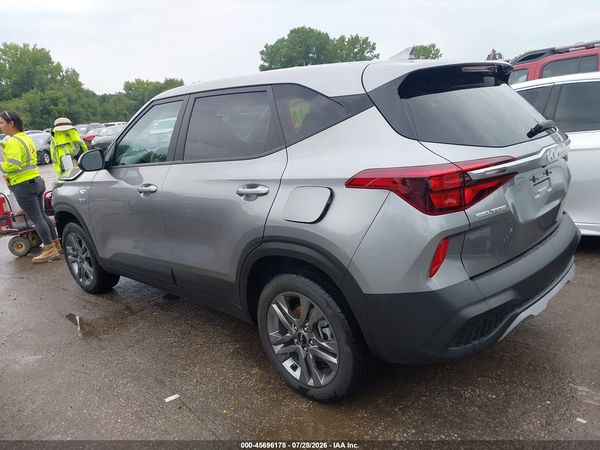 2022 KIA SELTOS LX