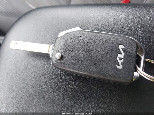 2022 KIA SELTOS LX