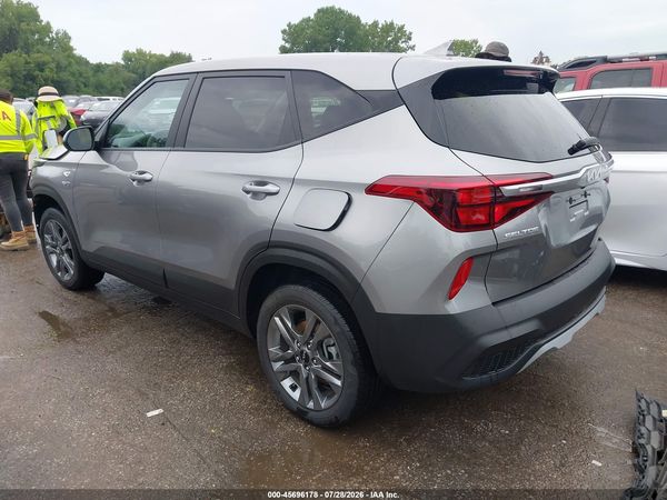 2022 KIA SELTOS LX
