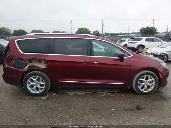 2017 CHRYSLER PACIFICA TOURING-L PLUS — I116