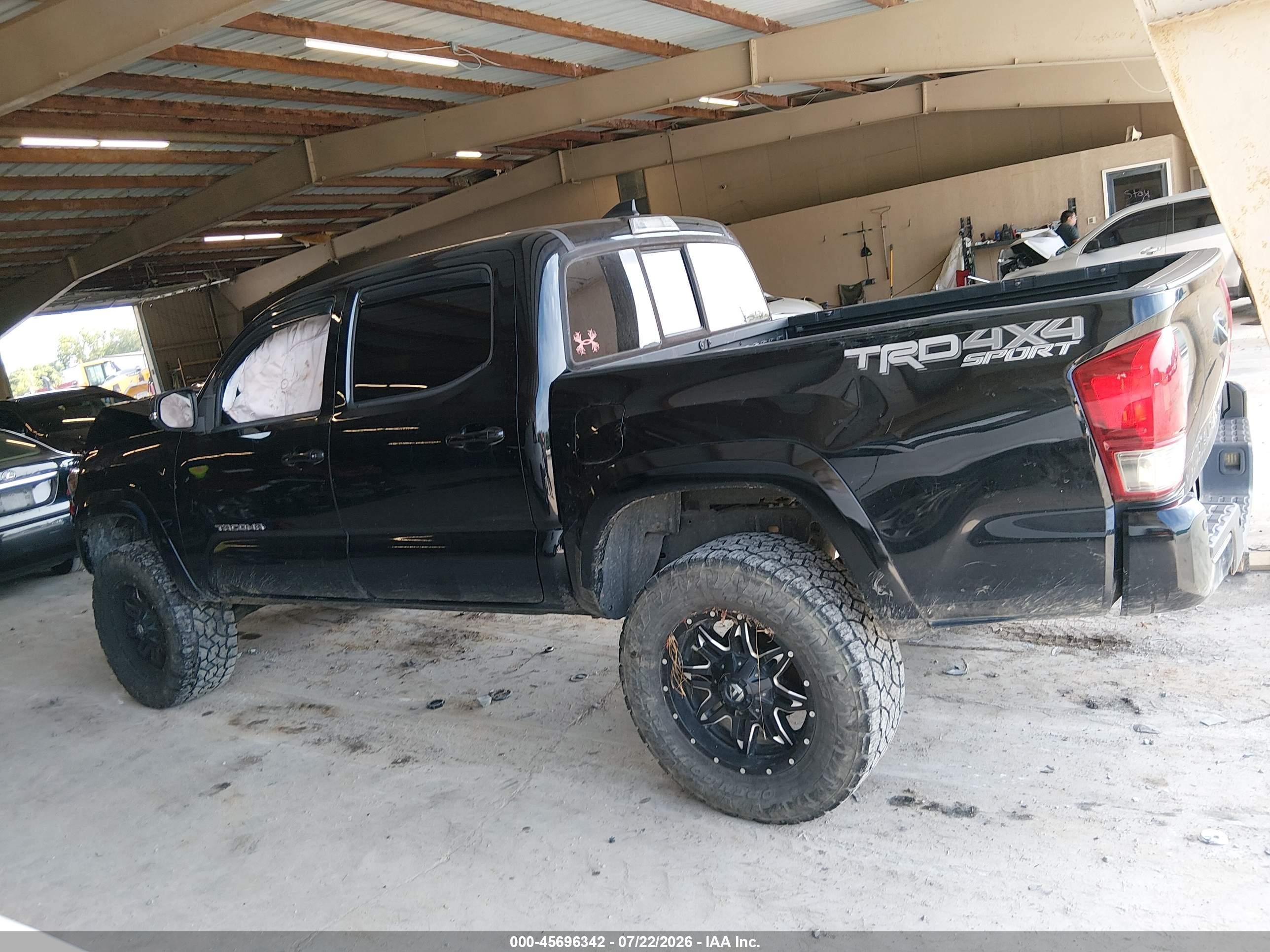 2016 TOYOTA TACOMA TRD SPORT