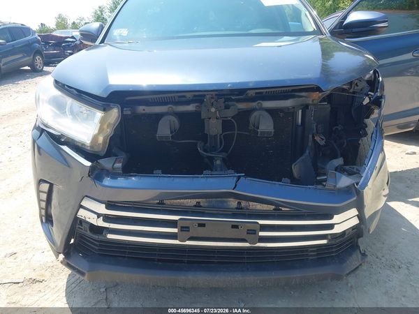 2017 TOYOTA HIGHLANDER XLE