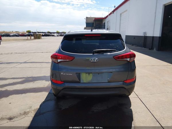 2018 HYUNDAI TUCSON SE