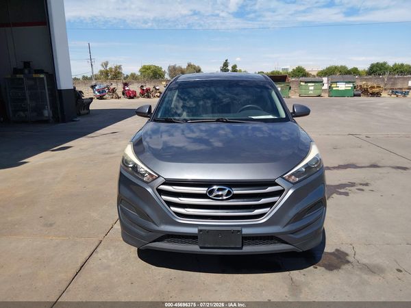2018 HYUNDAI TUCSON SE