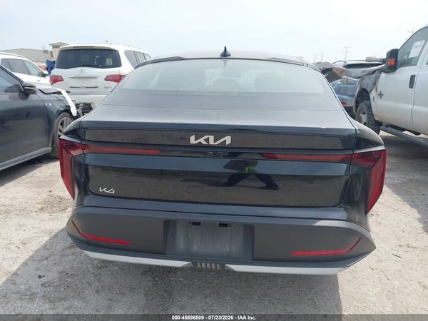 2025 KIA K4 LXS