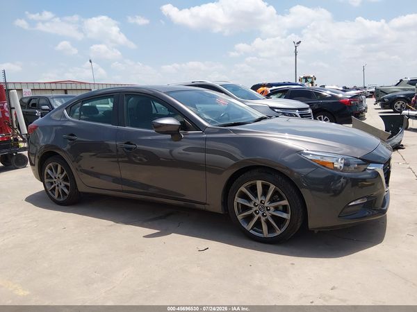 2018 MAZDA MAZDA3 TOURING