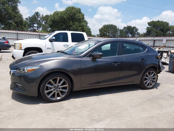 2018 MAZDA MAZDA3