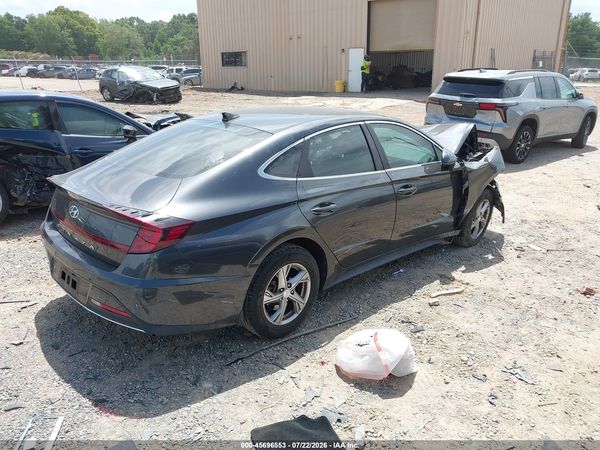 2022 HYUNDAI SONATA SE