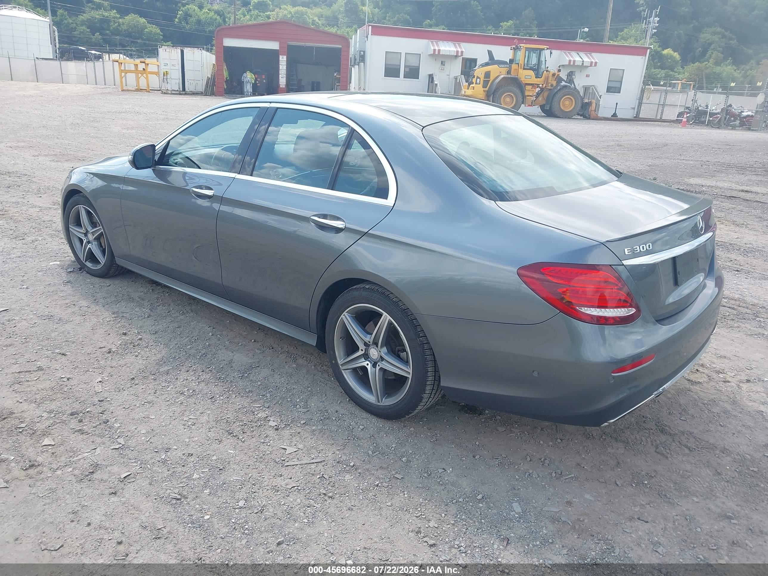 2017 MERCEDES-BENZ E 300 4MATIC